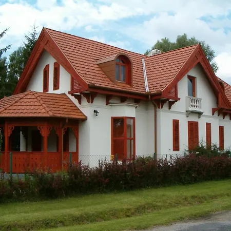 Nyaraló 18059 *